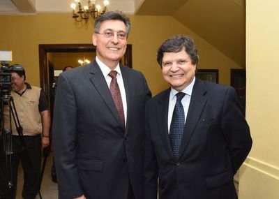 Excanciller investigado por coima “ya está reivindicado”, dice Acevedo