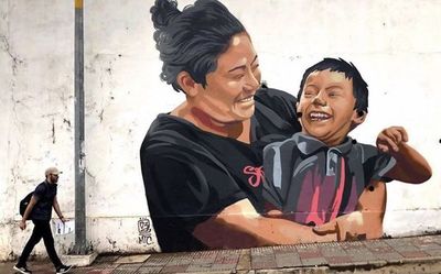 Un mural por la inclusión, en la Costanera