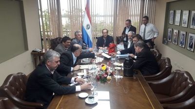 Comisión no llega a un consenso y dilata informe final sobre acta entreguista