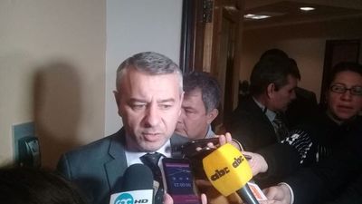 Bloqueo Puente Remanso: Centurión reconoce debilidades pero habla de “rosca mafiosa”