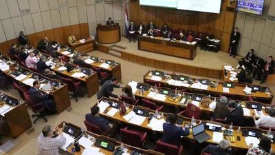 Senado aprueba ampliación presupuestaria para la UNA y Clínicas
