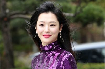 Fans y estrellas del K-pop despiden a la fallecida artista Sulli