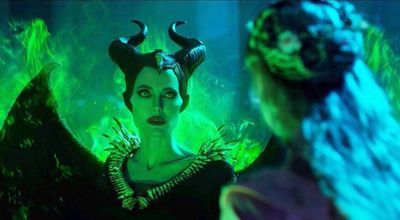 Angelina Jolie retorna como Maléfica