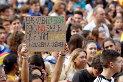 Protestas y huelga independentista en Barcelona, tras cuatro noches de violencia