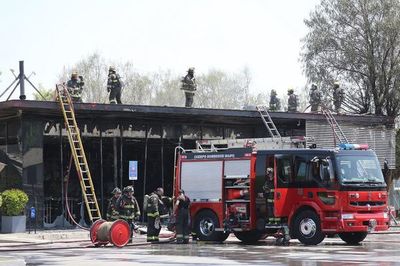 Cinco muertos en incendio de fábrica saqueada en Chile
