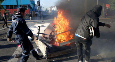 Se eleva a 10 el número de muertos durante protestas en Chile