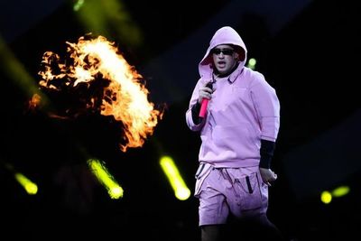 Piden el Nobel de Literatura para Bad Bunny