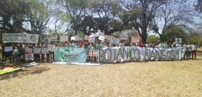 Botánico: Fuerzas policiales reprimen a manifestantes