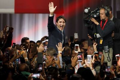 Trudeau gana legislativas canadienses