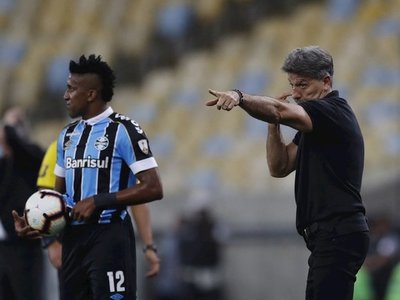Renato Gaúcho: "Incluso una embarazada haría un gol hoy al Gremio"