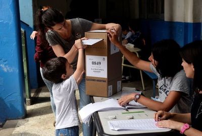 Gobierno de Macri está listo para “cualquier escenario” económico tras comicios