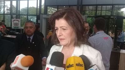 Blanca Ovelar sobre Petta: “Hay que ser justos”
