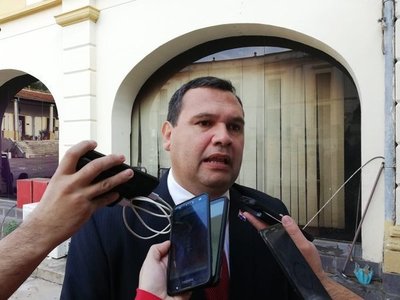 Diputado considera que ministros deben ser imputados por mentir en sus declaraciones juradas