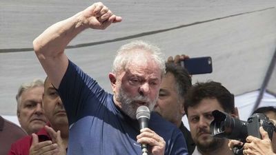 El Supremo brasileño abre la puerta de la cárcel a Lula y a miles de presos