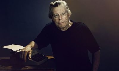 Stephen King regresa a Castle Rock en su novela “Elevación”