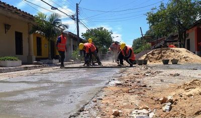 Inician obras de “revitalización” de la Peatonal Histórica de Luque •