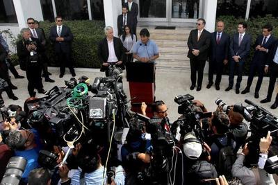 Evo Morales: “Mientras tenga vida, sigue la lucha”. Oposición nombró presidenta interina, aún sin reunir quórum