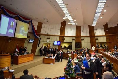 Diputados recortan unos Gs 4.695 millones del presupuesto del Parlasur