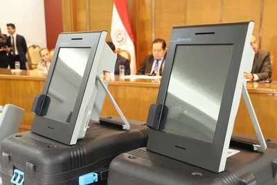 Se levantó suspensión de la licitación de maquinas para voto electrónico