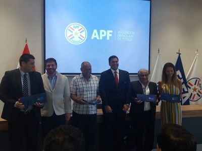 Cuatro técnicos paraguayos obtuvieron sus licencias Pro