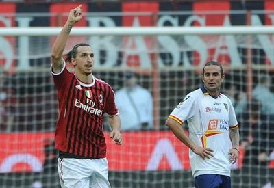 Milan propone un contrato de seis meses a Ibra