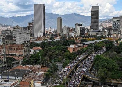 Colombianos claman cambios sociales