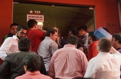 Más de 5.000 candidaturas ingresaron por orden judicial en la Juventud de la ANR