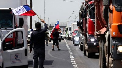 Chile: camioneros anuncian una “inminente paralización” y amenazan con llevar el país “al caos en pocos días”