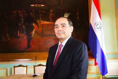 Paraguay cierra acuerdo con Brasil sobre autopartes y habrá impacto sobre autos usados