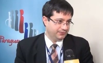 Ordenan detención de exministro de la Función Pública Humberto Peralta