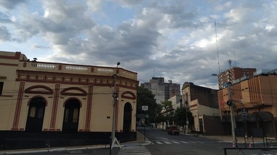 Anuncian más lluvias y tormentas para este jueves