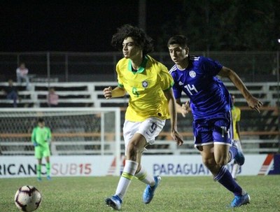 Paraguay no pudo con Brasil y va por el tercer puesto