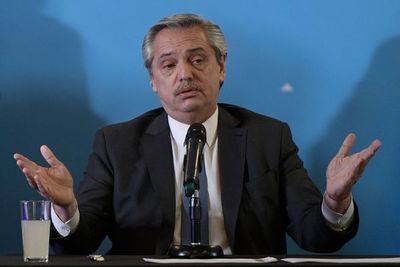 Alberto Fernández asume la presidencia de Argentina en medio de la crisis