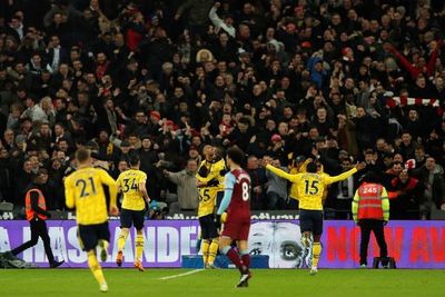 El Arsenal resucita diez partidos después