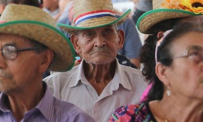 Adultos mayores recibirán pensión automática al cumplir 65 años de edad