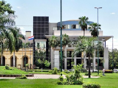 Diputados: cien planilleros detectados y echados gracias a “la máquina"