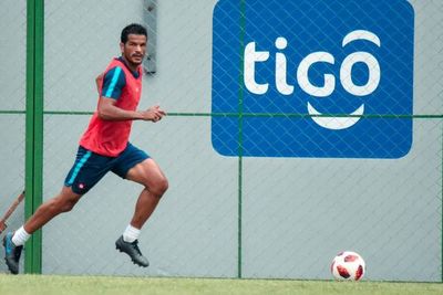 Chano, a una firma de Guaireña