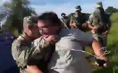 Militar agrede brutalmente a periodista
