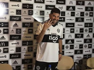 Ramón Díaz desea contar con Néstor Ortigoza