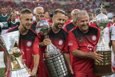 Flamengo celebra su 2019 con Zico y sus leyendas