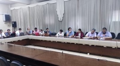 Proyectan prioridad a empresas paraguayas para construcción de defensa costera en Pilar