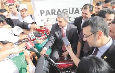 Gobierno exprime gastos sociales de binacionales