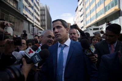 Guaidó dice que chavismo asesinó la República al elegir a jefe del Parlamento
