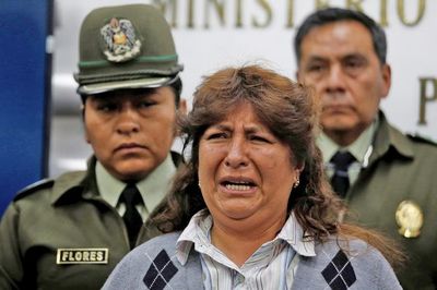 En Argentina detienen a una mujer acusada de "financiar" actos de Evo Morales