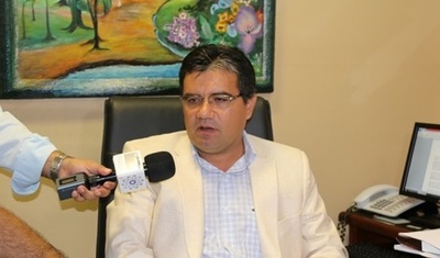 Diputado prefiere que precandidatos de su partido presente proyectos de intendencia