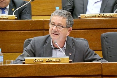 Diputado pide no contratar a operadores políticos en cárceles