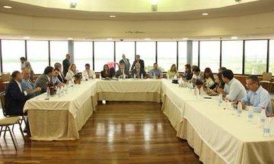 Gran fuga en Pedro Juan: fiscal dispara que Justicia sigue la crisis no yendo al sitio sino por teléfono