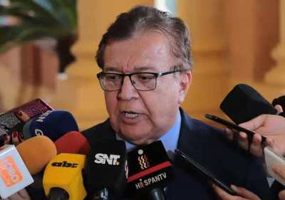Ley de financiamiento político debe contemplar gratuidad a TV y radios, de candidatos sin plata, dice Nicanor