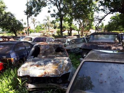 Juez da orden a Policía para destruir 9.516 vehículos