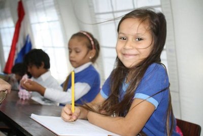 MEC implementa innovación estratégica para fortalecer áreas de castellano y matemática